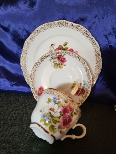 solje za caj: Set 1950g+ Mitterteich porcelan Bavaria. Trodelni set,sve na njemu — 8