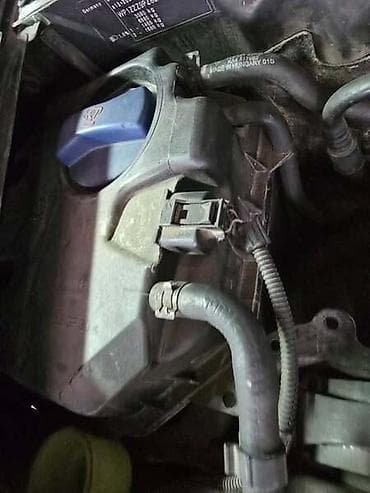 merač antifriza cena: BOCA ZA ANTIFRIZ 4.8 BENZ. ZA PORSCHE CAYENNE — 1