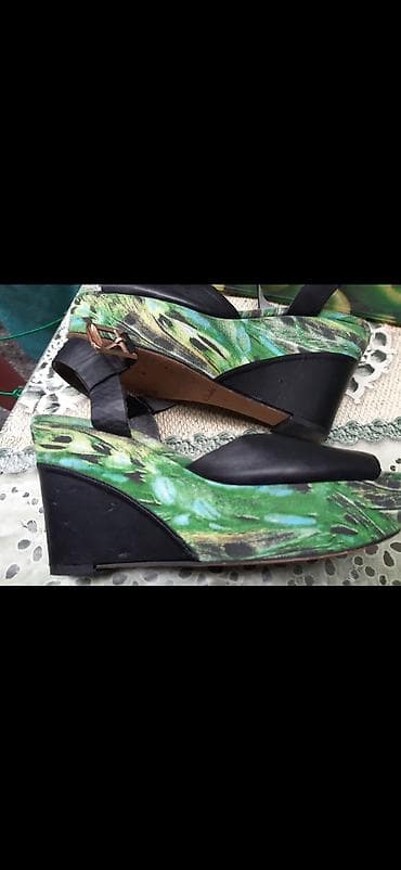 zenska obuca 44 broj: Ženske sandale na punu petu – Clarks - Model: otvoreni prsti sa — 3