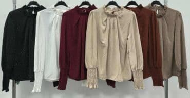 Sakoi: ✨Elegantna ženska bluza sa sitnim bisernim tačkicama. ✅Velicine uni — 3