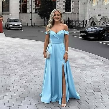 Haljina elegantna duga svečana sa golim ramenima i slicem. A-linija sa
