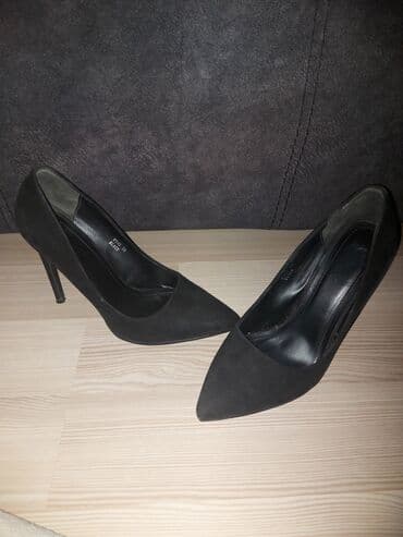 make up: Pumps, 38 — 1