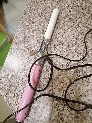 Figaro - grejni deo je keramika. Ima oslonac, sa štipaljkom. Pogodna