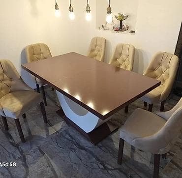 Setovi stolova i stolica: Prodaja nameštaja od sušene i parene bukve. Nudimo vam: - Stolice i — 3