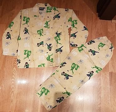Ben 10 decija pidzama. Original cartoon network pidžama za dečake. Za na lalafo.rs Ben 10 decija pidzama. Original cartoon network pidžama za dečake. Za