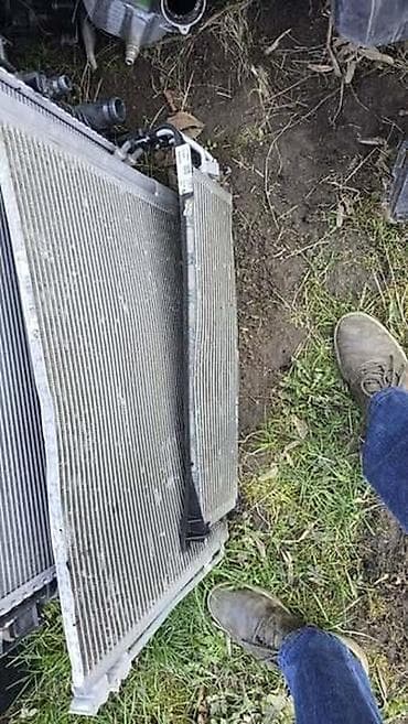 auto punjac: HLADNJAK ULJA MENJAČA G06 G07 ZA BMW X6, X7 | BMW X6 X7 g06g07 — 3