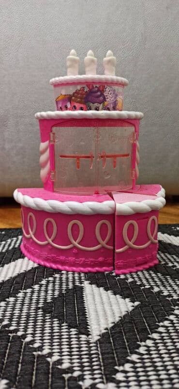 mapa blaga za decu: Shopkins torta-original-kao novo — 1
