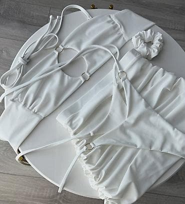 prsten od dukata: Dvodijelni kupaći kostim + scrunchie gumica - Model: top sa okruglim — 2