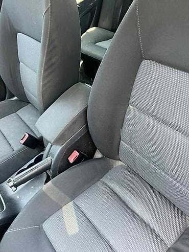NASLON ZA RUKU ZA ŠKODA OCTAVIA OD 2004. DO 2014. GOD. | Naslon za