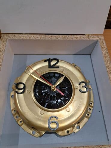 Figure: Zidni sat, Novo — 5