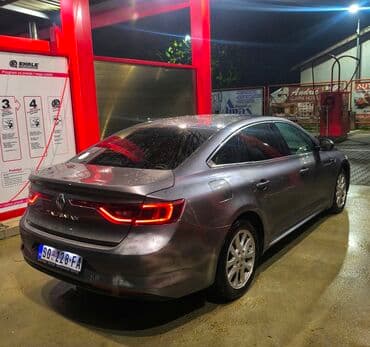 Automobili: Renault : 1.5 l | 2017 г. 251 km Limuzina — 2