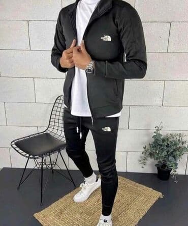 Kaputi i mantili: Komplet, S, Nike, bоја - Crna — 1