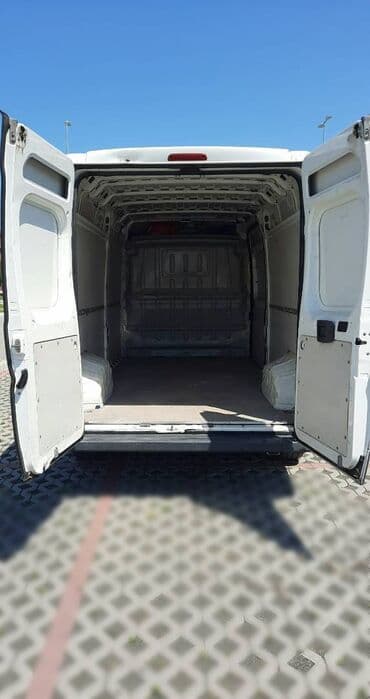 hoblovanje i lakiranje parketa cena: Kombi prevoz Kruševac Vršimo selidbe, utovar, istovar nameštaja — 2