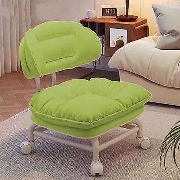 Ergonomska stolica sa točkićima i naslonom Ergonomski dizajn: Poseduje na lalafo.rs Ergonomska stolica sa točkićima i naslonom Ergonomski dizajn: Poseduje