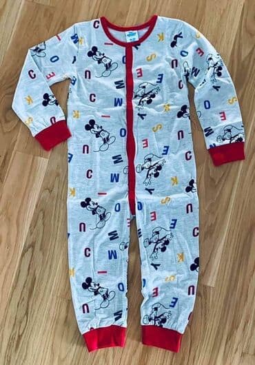 pidzamice za bebe: 1550
Pidzamice
Cars 3,6
Ostale 3/4,5/6,7/8 — 2