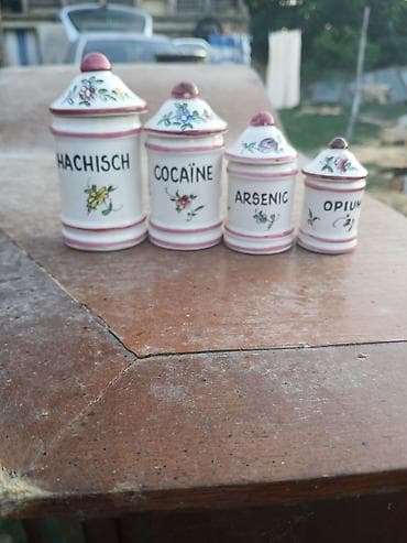 brodski pod cena: Set dekorativnih apotekarskih teglica od porcelana – 4 kom - — 2