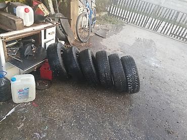 kvadricikl cena: U dobrom stanju 4 kom,cena po kom — 8