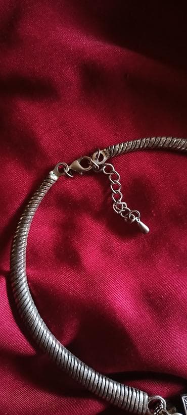 narukvice od nerdjajuceg celika: Prelep set nakita ogrlica i narukvica, efektan, elegantan, podiže — 5