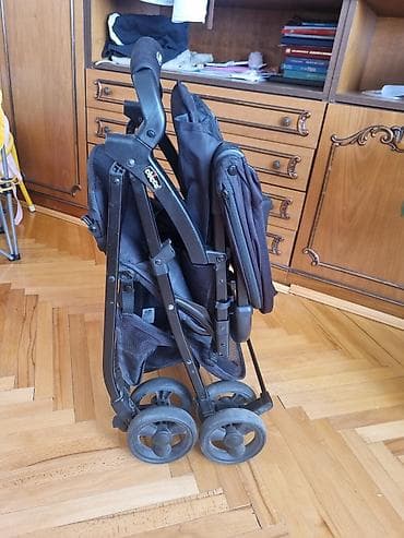 kupujem prodajem polovne decije stvari iz nemacke: Chicco kišobran kolica – kompaktna i lagana,tezine 4kg.Minimalno — 8
