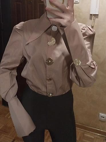 dugi prsluk: Ženska košulja EVAROZA – puderasto bež - Model sa izraženim širokim — 2