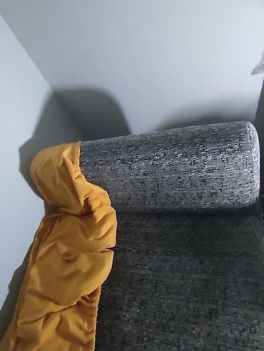 garniture polovne: Sivi tapacirani naslon/valjkasti jastuk za ugaonu garnituru ili kauč — 3