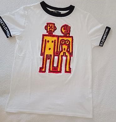 Desigual original majica Veličina S samo je oprana nije nikada nošena na lalafo.rs Desigual original majica Veličina S samo je oprana nije nikada nošena