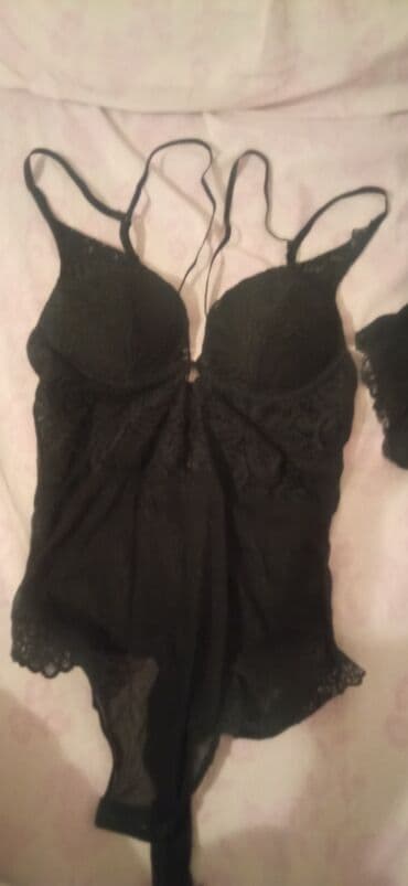 Women's Clothing: S, Polyester — 6