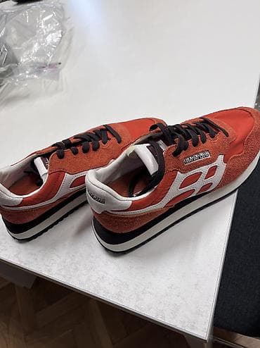 Muška obuća: NAPAPIJRI MUŠKE PATIKE
42 broj, 26,5cm
Nove-original — 2