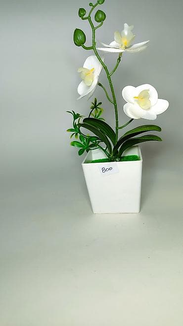 Kućni dekor: Dekorativna veštačka orhideja u saksiji - Realistična bela orhideja — 1