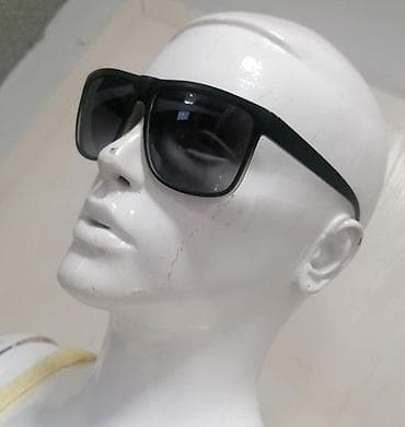 bershka torbe za plazu: Naočare za sunce – crni pravougaoni okvir - Dizajn: pravougaoni — 3