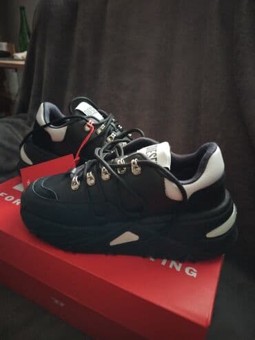 zara parfem beli: Patike, Diesel, veličina - 38.5 — 2