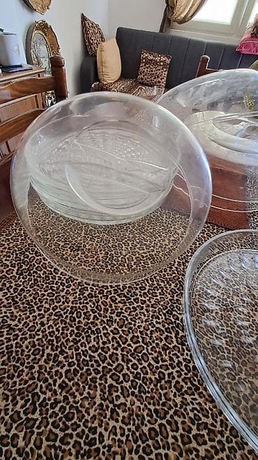 luster sa ventilatorom cena: Zvono za torte kolače i peciva. Tacna je staklena prečnika 28 cm, a — 4