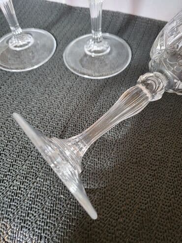 kristalne čaše prodaja: Case kristal za vino iz 70ih. Kristalne case za vino,bez osecenja,sve — 12
