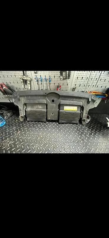 audi q7 akumulator: AUDI Q7 15-22 MALA VRSA USIS VAZDUHA VEZNI LIM 4M0807081 | Audi q7 — 2