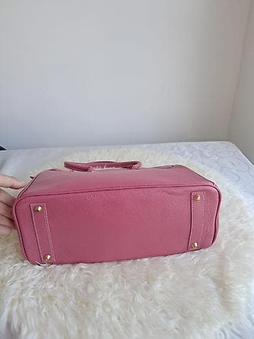 Torbe: Hermes Elegantna ženska torba u prelepoj roze boji, izrađena od — 3
