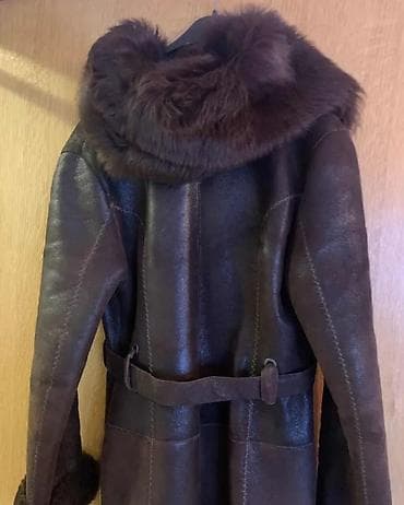 Sakoi: Ženska zimska jakna/kaput od smeđe kože sa krznom - Materijal — 2