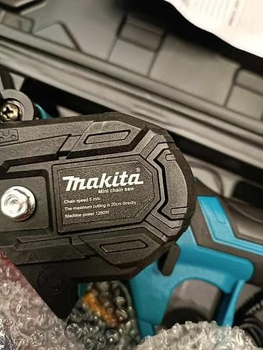 balerina za seno: Makita aku set testera i makaze 88v dve baterije Makita testera — 4