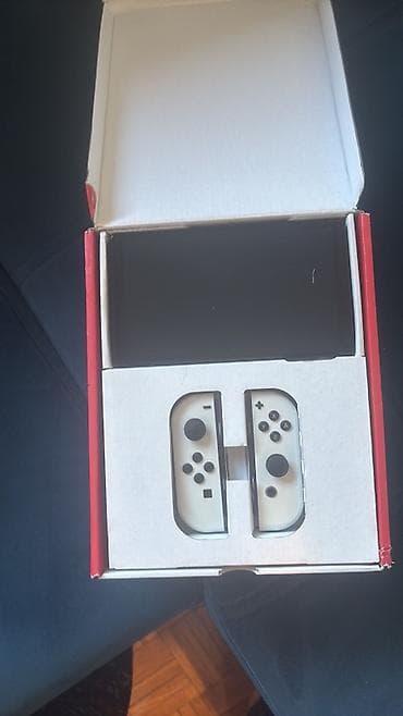 total tv daljinski: Nintendo Switch OLED (belo-crna varijanta) + dodatna oprema - Konzola — 2