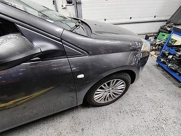 osovina auto: Fiat bravo 2 desno krilo kod boje 284 — 1