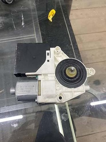 reno clio 1: MOTORIC PODIZACA STAKLA ZA VOLKSWAGEN GOLF 6 - 1K5837402AT | Motoric — 3