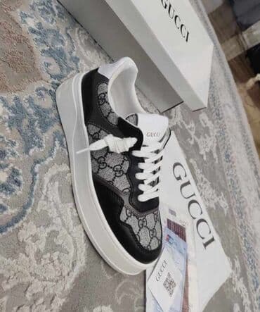 converse run star motion 41: Patike, Gucci, veličina - 42 — 1