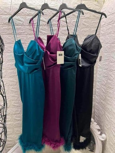 haljine od saten svile: Satenska masivna haljina
2900 r d — 2