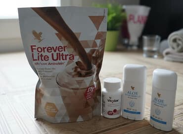 silikonske maske za lice cena: Forever kolekcija proizvoda sa alojom – paket za negu i wellness — 1