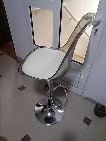 ormar za nakit lidl: Barska stolica sa naslonom – moderan transparentni dizajn - Sedište — 7