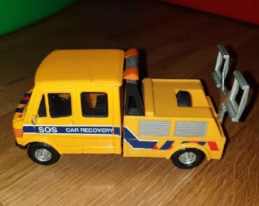 robot kuca igracka: Mercedes benz T1, radni auto kombi, tegljac, sleper sos car recovery — 1