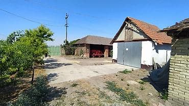 jeftine kuće kosmaj vikendice 6000e: Kuća, Majdan (Novi Kneževac), 110 m2 Kuća u Majdanu, severnobanatski — 2