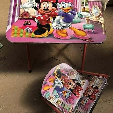 duksevi od polara: Dečiji sto i stolica 4999 din Sto i stolica su metalne konstrukcije — 2