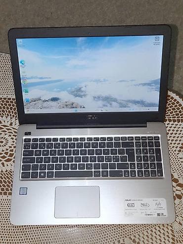 ajfon 15 pro max polovan: Prodajem ispravan,malo koristen laptop, ASUS VIVOBOOK R558U,panel 15.6 — 5