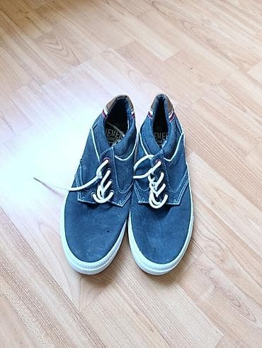 Muške patike – tamnoplave platnene - Materijal: izdržljivo platno sa