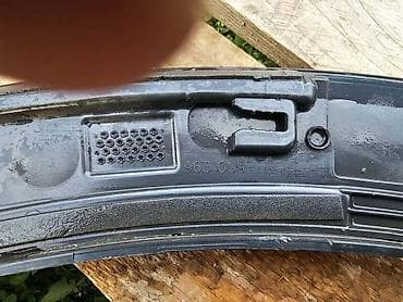 izbijaci za metal: DESNI RUB 83A KRILA ZD ZA AUDI Q3 | Audi q3 desni rub zadnji 83A 853 — 2